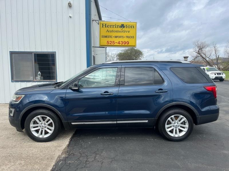 2017 Ford Explorer XLT FWD