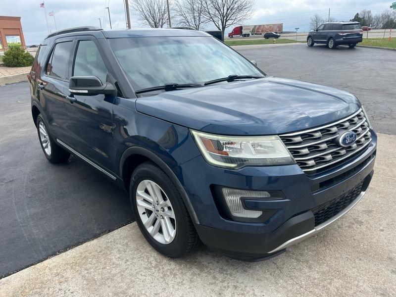 Ford Explorer XLT FWD 2017