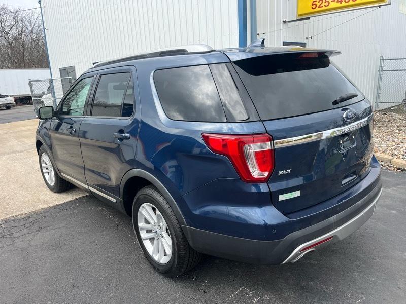 Ford Explorer XLT FWD 2017