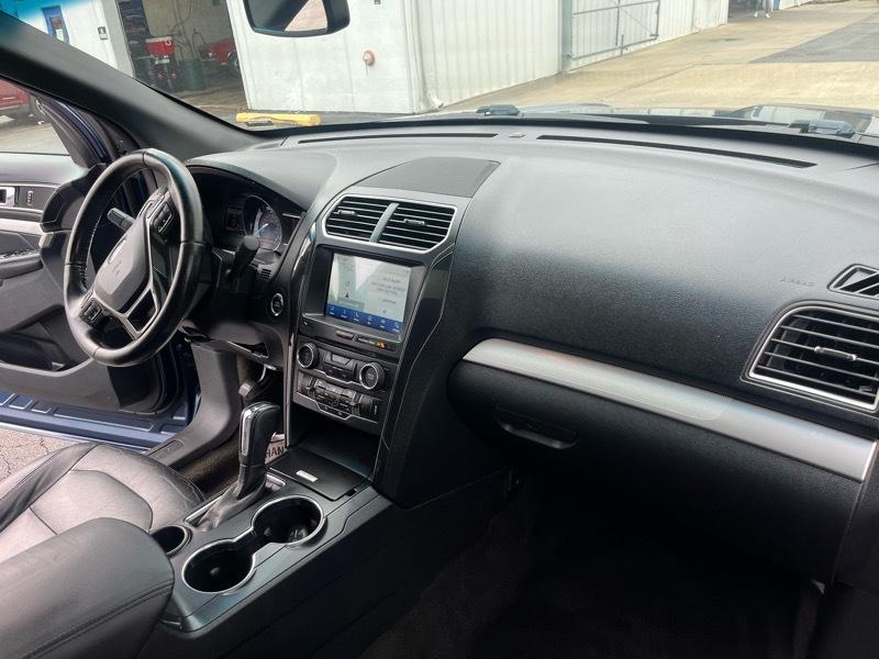 Ford Explorer XLT FWD 2017