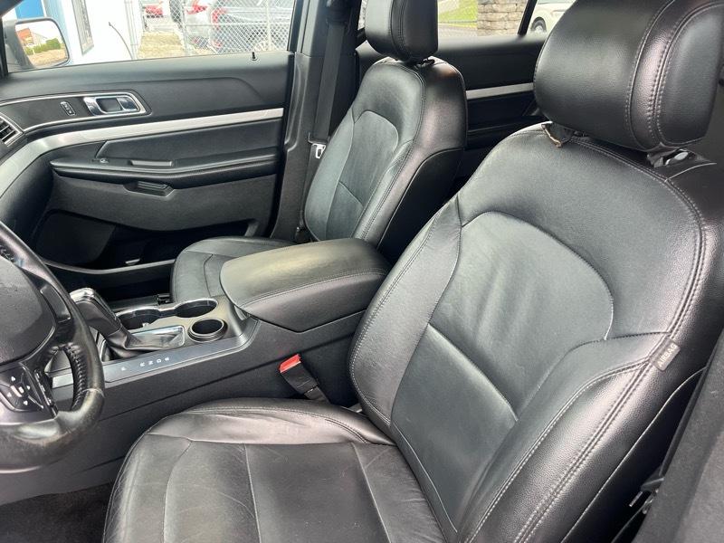 Ford Explorer XLT FWD 2017