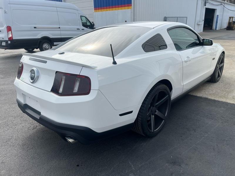 Ford Mustang GT Coupe 2011