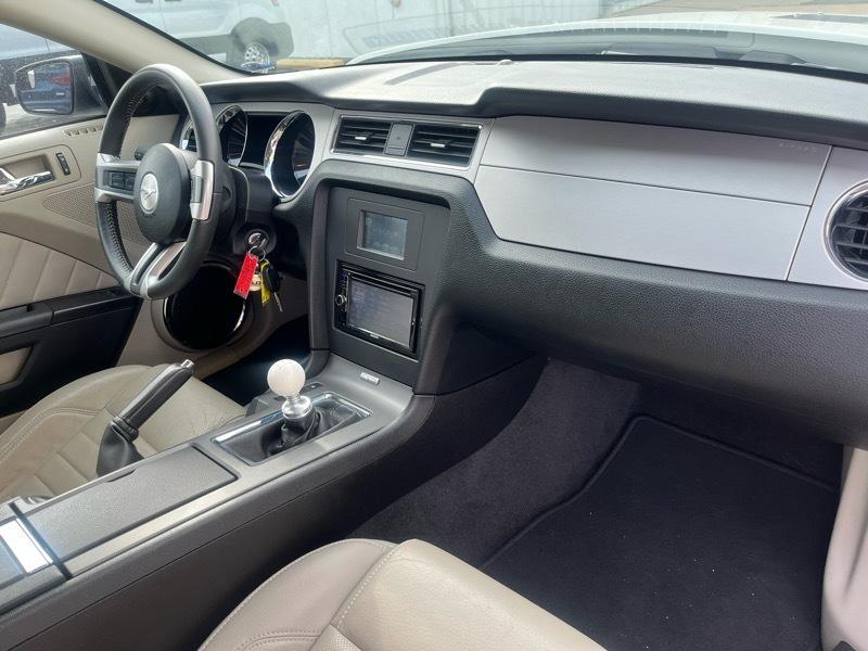 Ford Mustang GT Coupe 2011