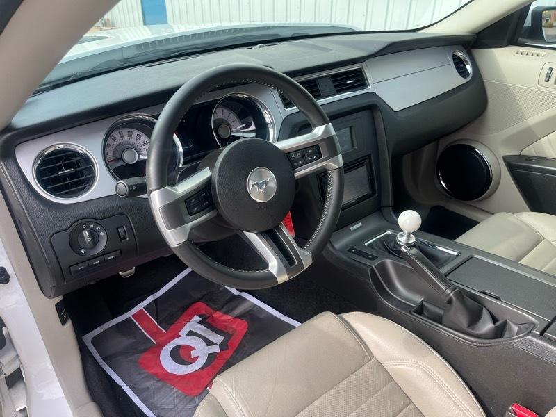 Ford Mustang GT Coupe 2011