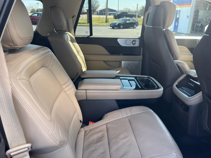 Lincoln Navigator L Reserve 4WD 2022