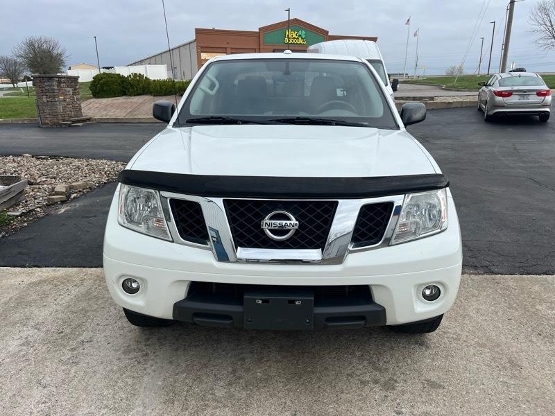 Nissan Frontier Crew Cab 4x4 SV 2018