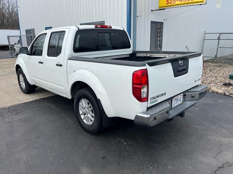 Nissan Frontier Crew Cab 4x4 SV 2018