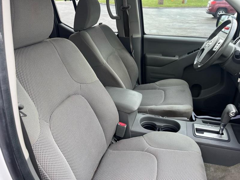 Nissan Frontier Crew Cab 4x4 SV 2018