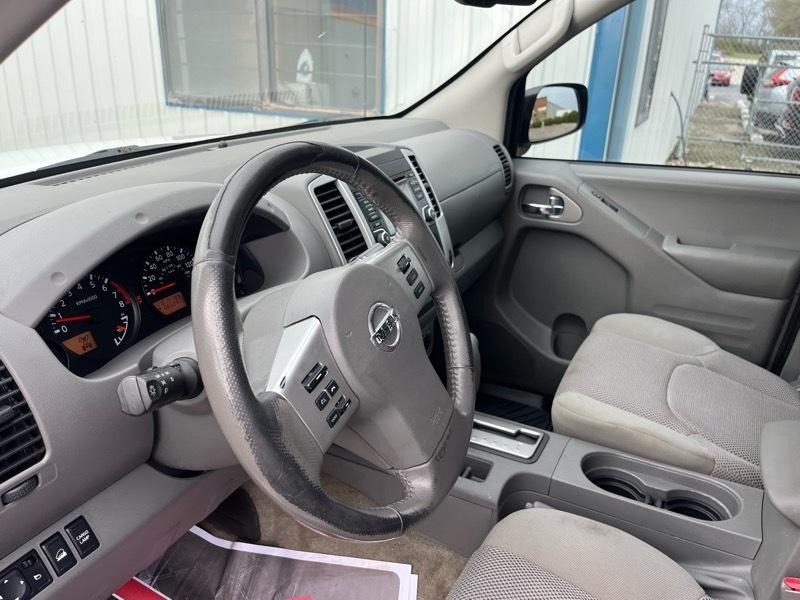 Nissan Frontier Crew Cab 4x4 SV 2018