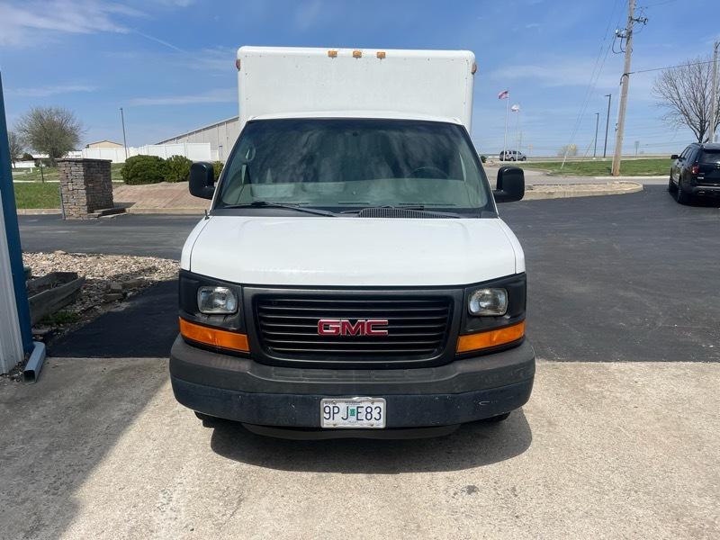 GMC Savana G3500 139 in. 2013