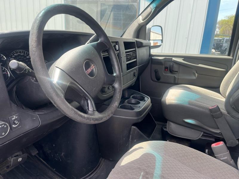 GMC Savana G3500 139 in. 2013