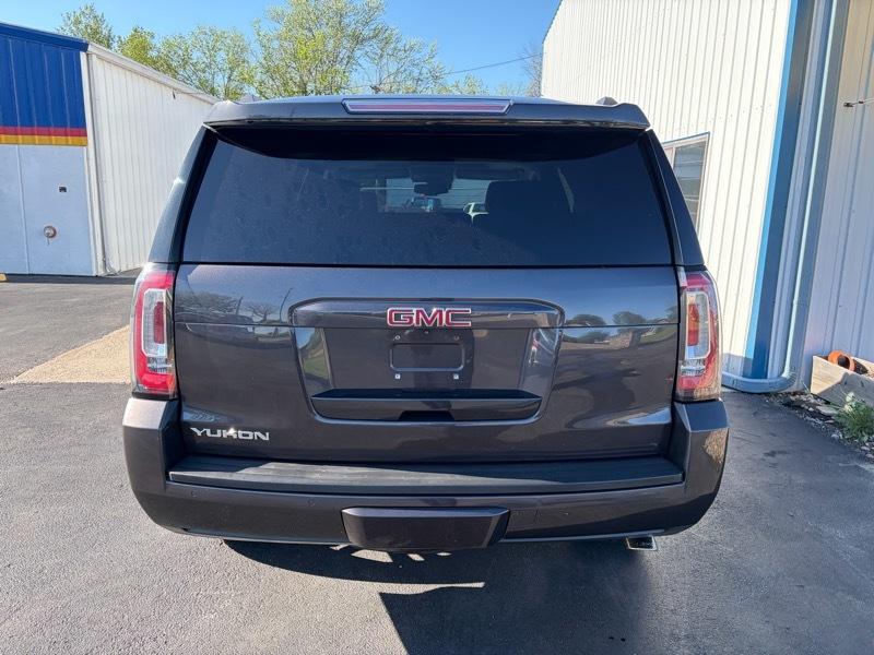 GMC Yukon SLT 4WD 2017