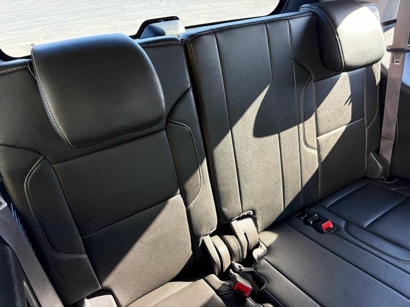 GMC Yukon SLT 4WD 2017