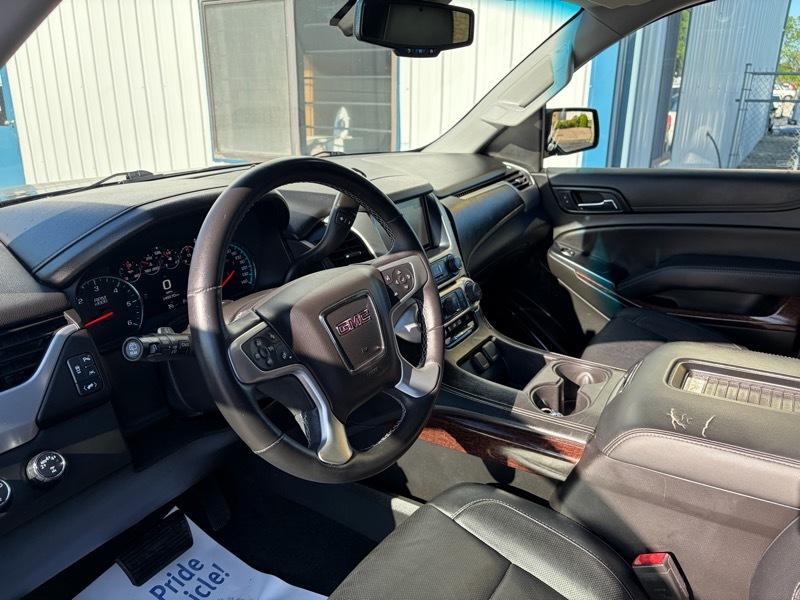 GMC Yukon SLT 4WD 2017