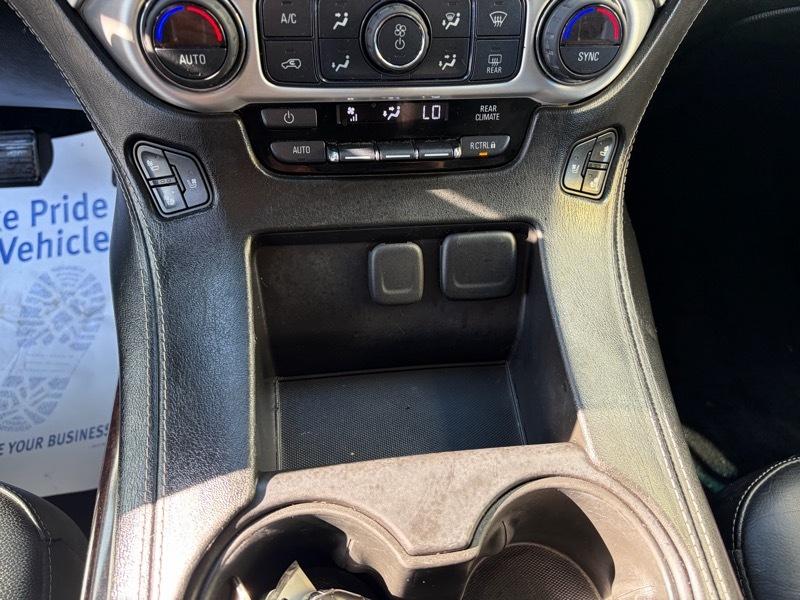 GMC Yukon SLT 4WD 2017