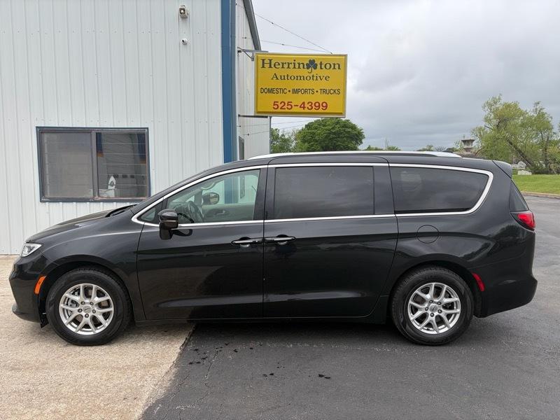 Chrysler Pacifica Touring-L 2021