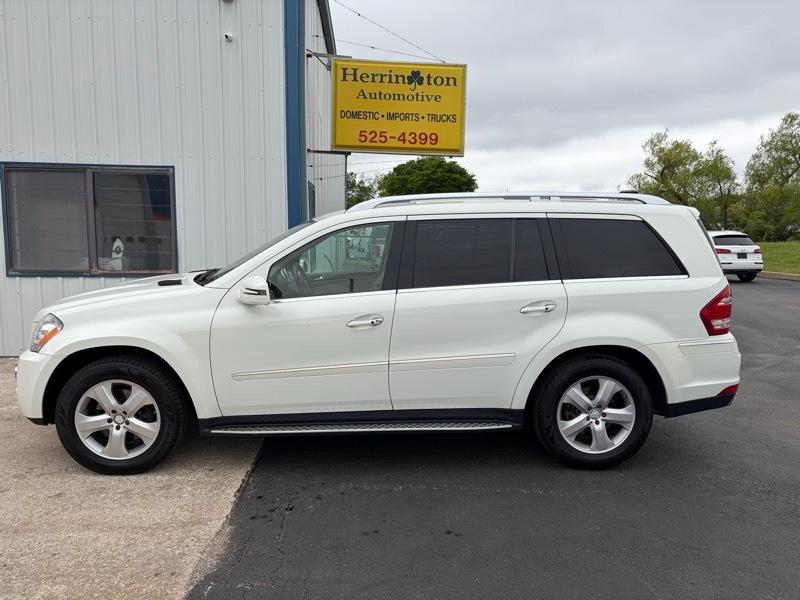 Mercedes-Benz GL-Class GL450 4MATIC 2011