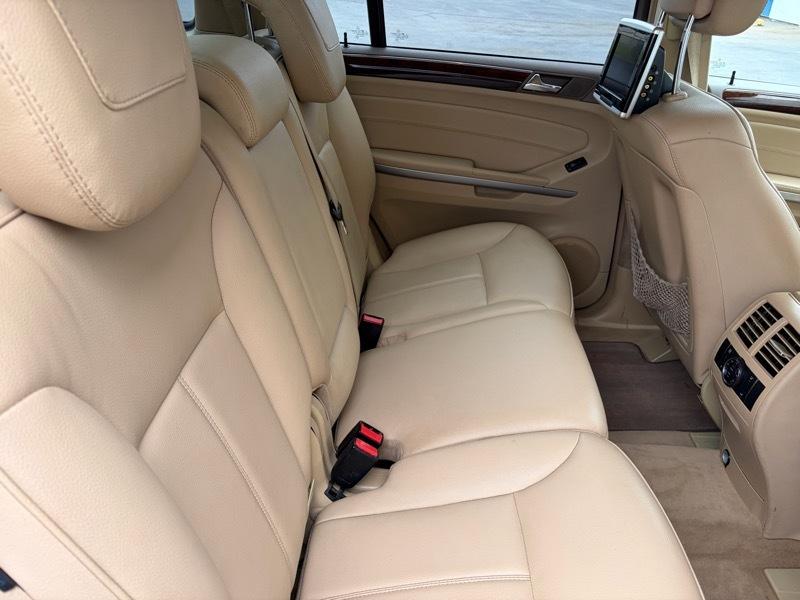 Mercedes-Benz GL-Class GL450 4MATIC 2011