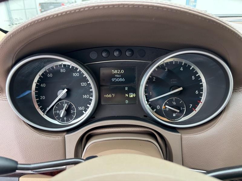 Mercedes-Benz GL-Class GL450 4MATIC 2011