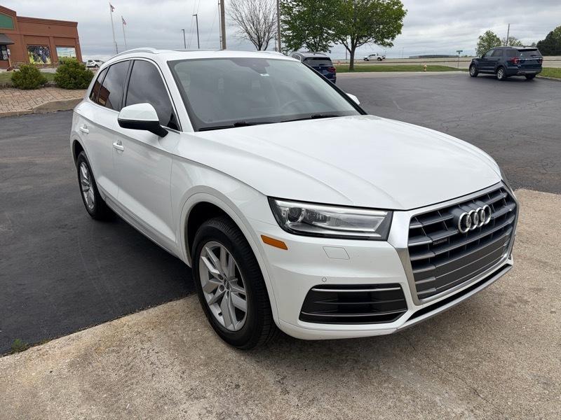Audi Q5 2.0T Premium quattro 2020
