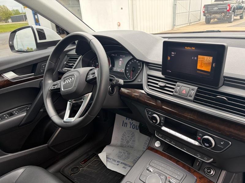 Audi Q5 2.0T Premium quattro 2020