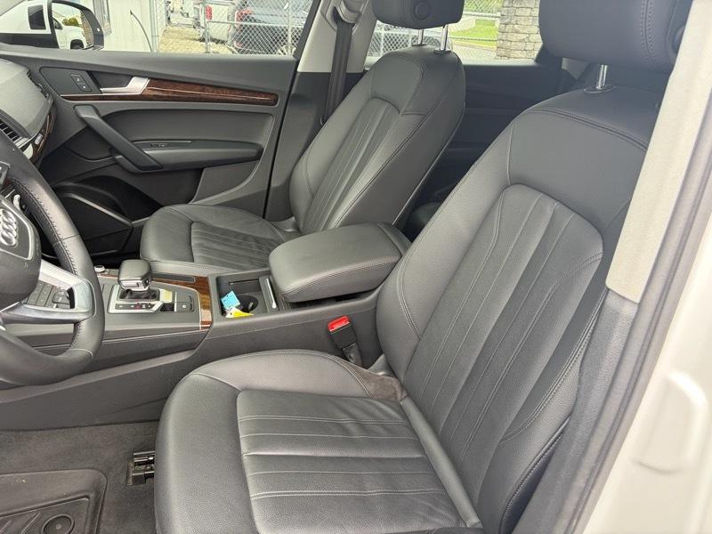 Audi Q5 2.0T Premium quattro 2020