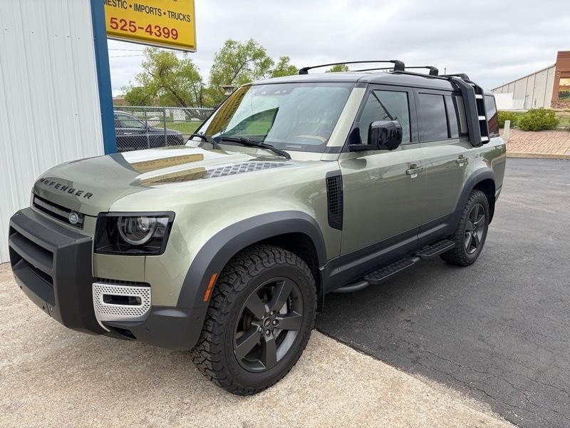 Land Rover Defender 130 SE 2023