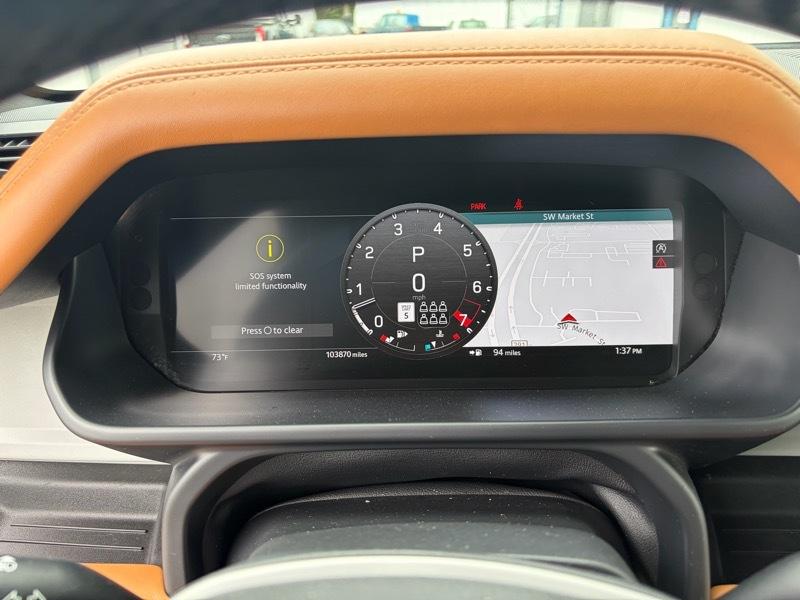 Land Rover Defender 130 SE 2023