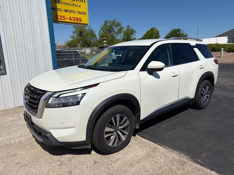 Nissan Pathfinder SL 4WD 2023