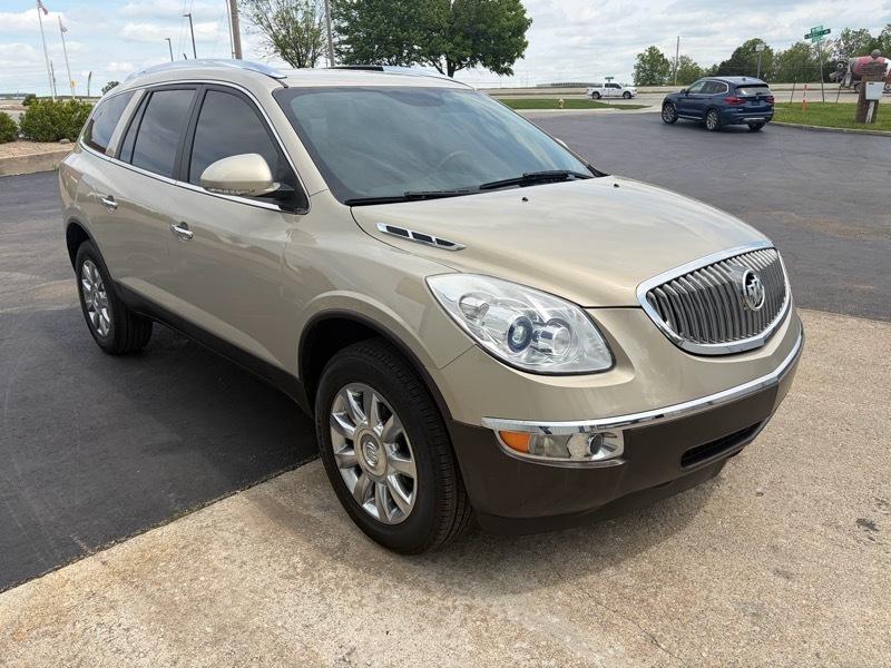 Buick Enclave Convenience FWD 2012