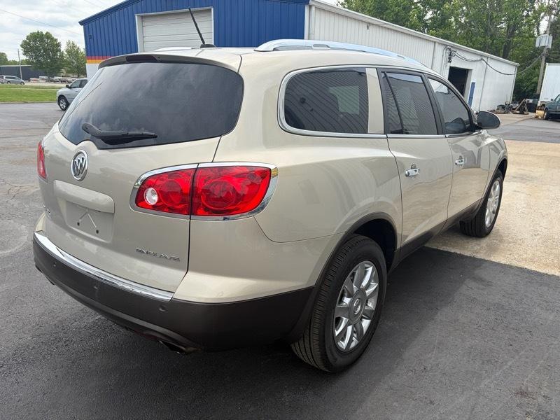 Buick Enclave Convenience FWD 2012