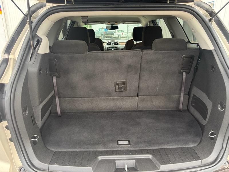 Buick Enclave Convenience FWD 2012