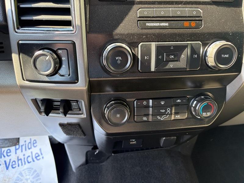 Ford F-250 SD XLT Crew Cab 4WD 2019