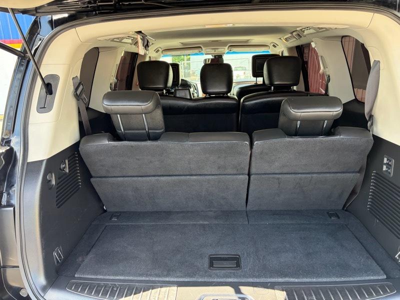 Nissan Armada Platinum AWD 2017