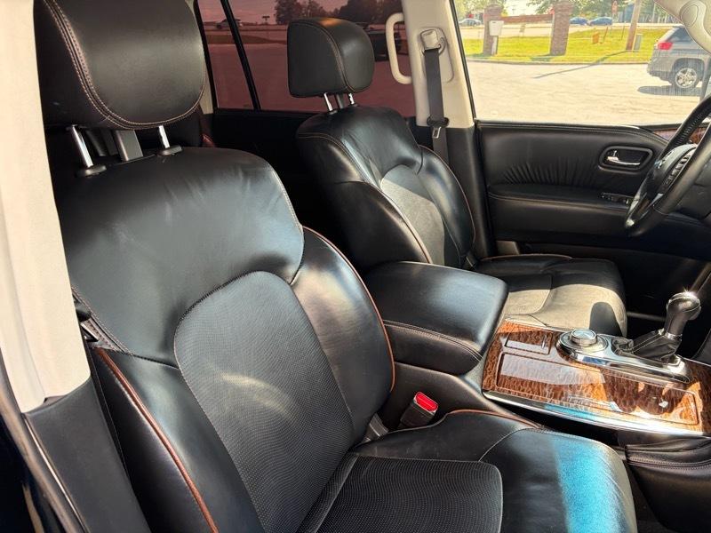 Nissan Armada Platinum AWD 2017