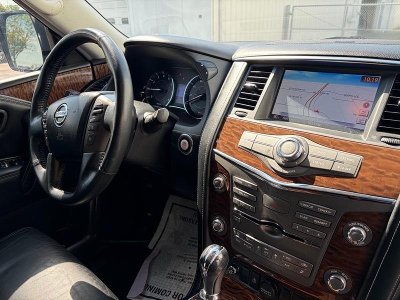 Nissan Armada Platinum AWD 2017