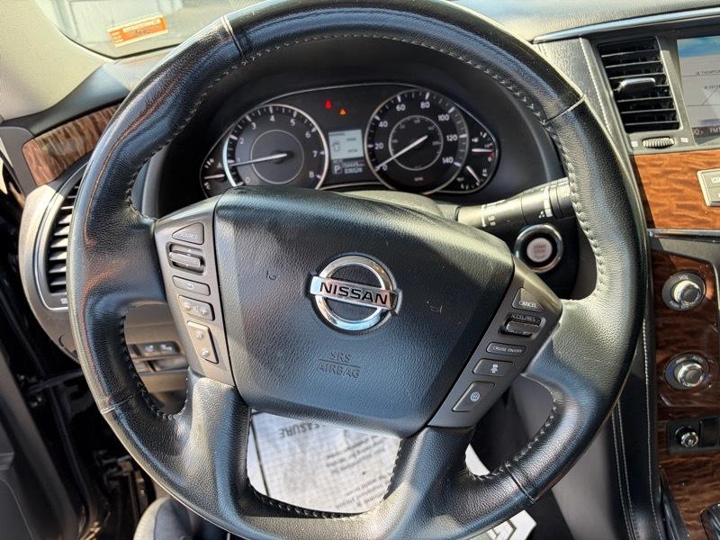 Nissan Armada Platinum AWD 2017