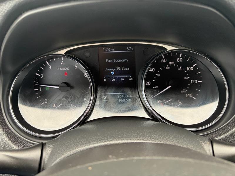 Nissan Rogue 2017.5 AWD SV 2014