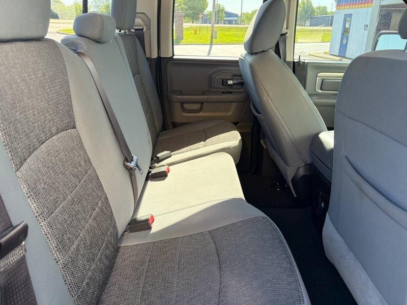 RAM 1500 Big Horn Crew Cab 4WD 2014