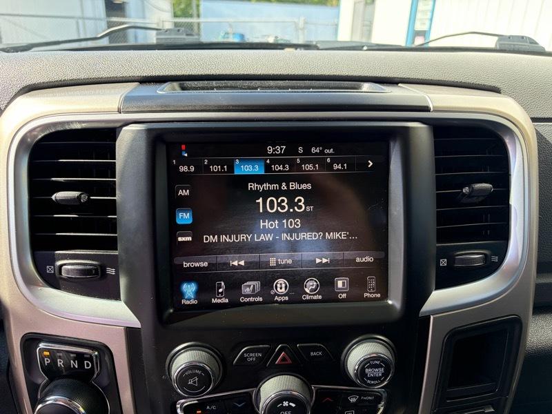 RAM 1500 Big Horn Crew Cab 4WD 2014