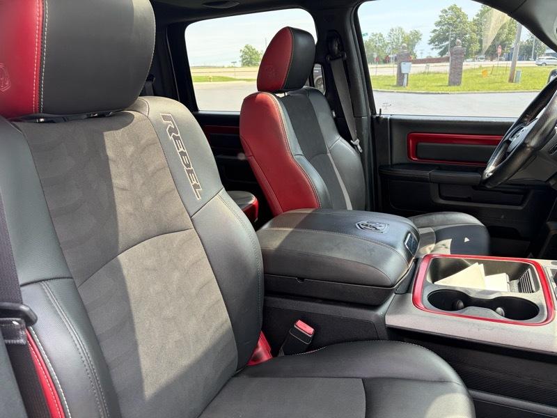 RAM 1500 Rebel Crew Cab 4WD 2016