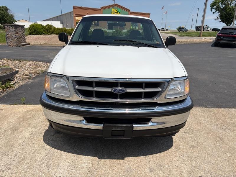 Ford F-150 Regular Cab 2WD 1998