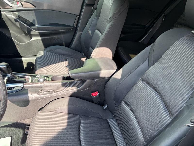 Mazda MAZDA3 i Touring AT 4-Door 2015