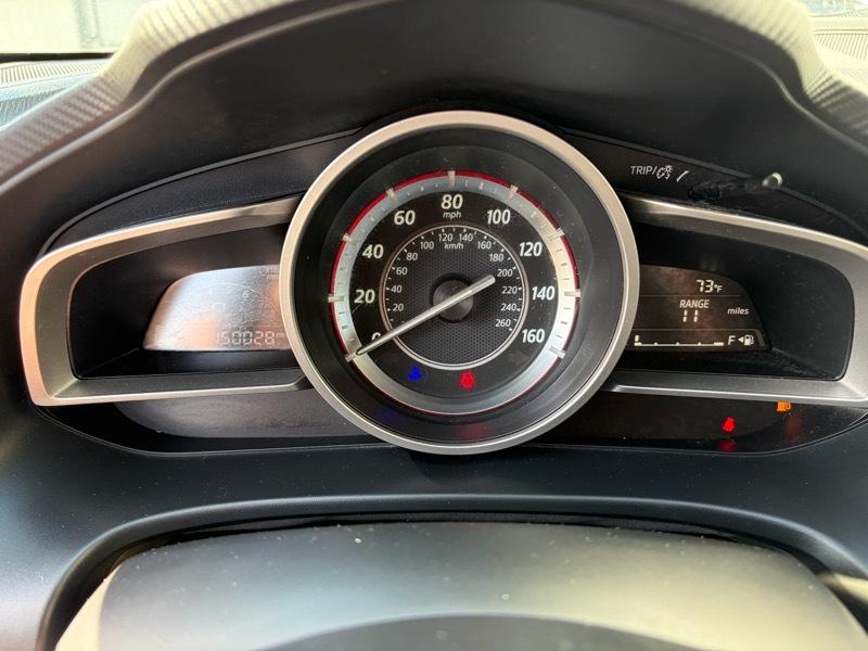 Mazda MAZDA3 i Touring AT 4-Door 2015