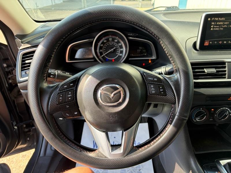 Mazda MAZDA3 i Touring AT 4-Door 2015
