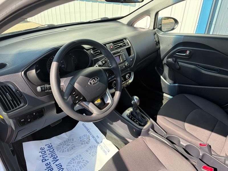Kia Rio LX 2014