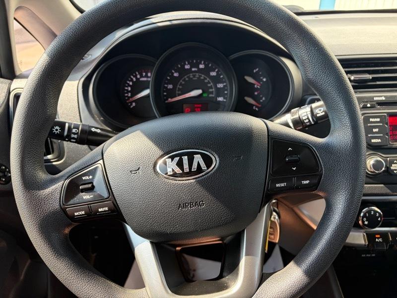 Kia Rio LX 2014