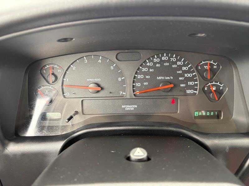 Dodge Dakota SLT Quad Cab 2WD 2004