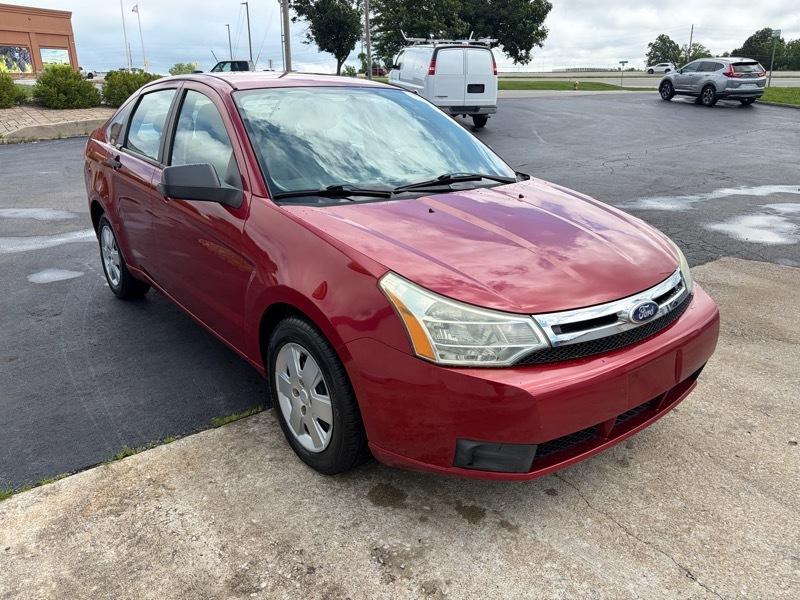 Ford Focus S Sedan 2010
