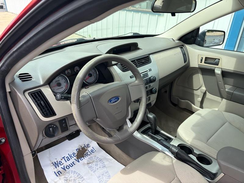 Ford Focus S Sedan 2010